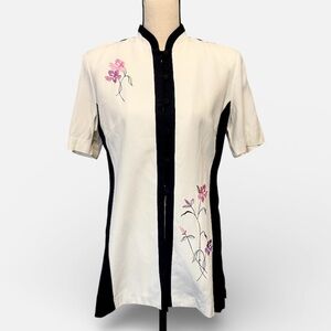 Vintage 1980s DJ Summers Women’s 8 Floral Embroidered Button Down Tunic Blouse
